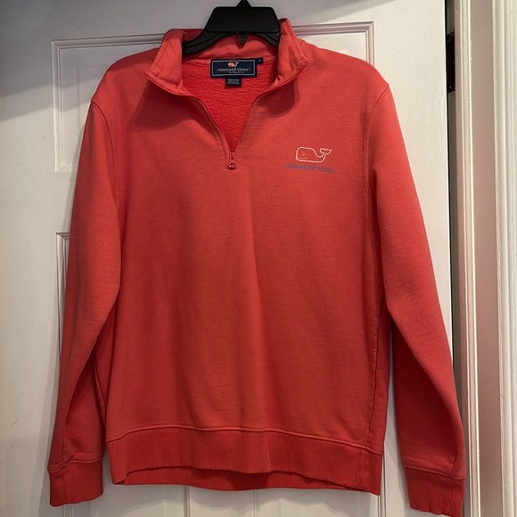 Vineyard Vines Quarter Zip top - Picture 1 of 3